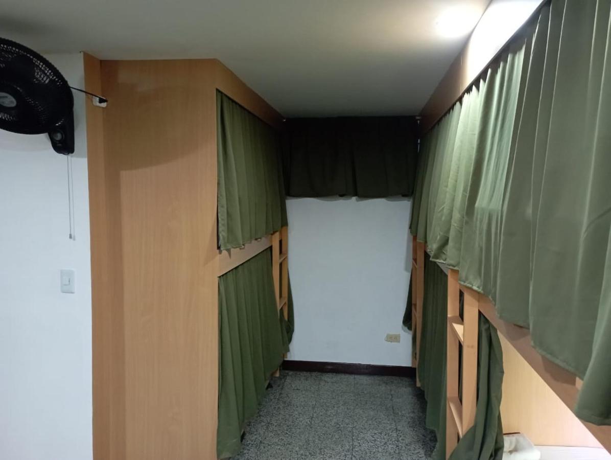 Hotel Del Oeste 칼리 외부 사진
