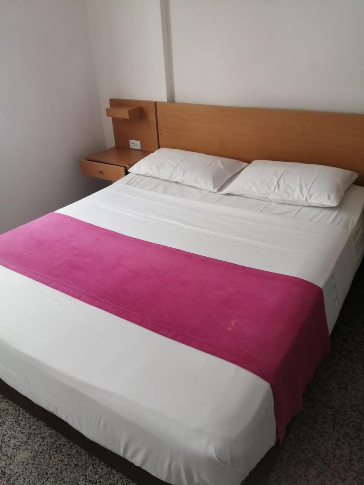 Hotel Del Oeste 칼리 외부 사진